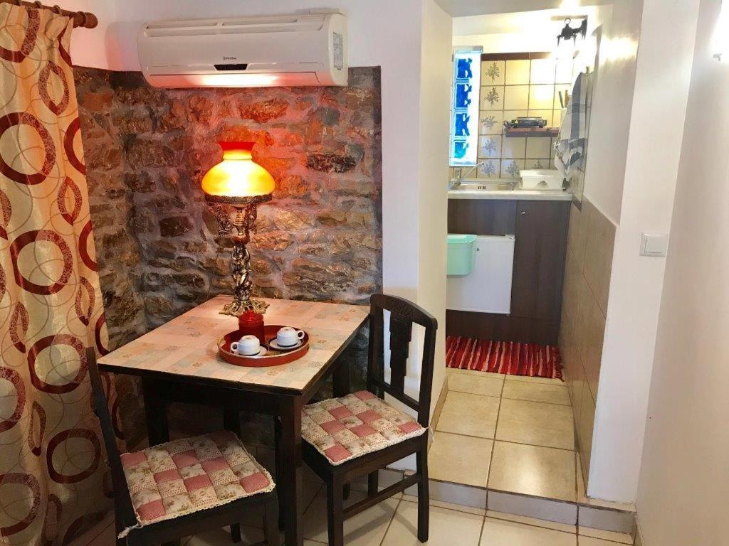Апартаменти Casa Lela 3...Hydra Мілої Екстер'єр фото